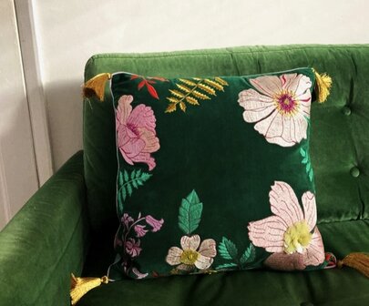 Green velvet cushion with embroidered flowers and tassels 45x45