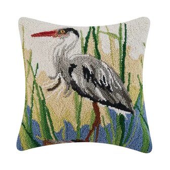 Handgeknoopt kussen met blauwe reiger links - 50x50