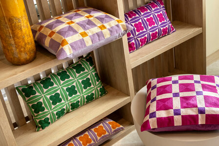 Blocks &ndash; 45x45 cm &ndash; Geometrisch &amp; stijlvol in lavendel 