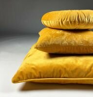 FINN &ndash; Sierkussen 60x60 cm &ndash; Velvet &ndash; Golden Glow - geel💛✨