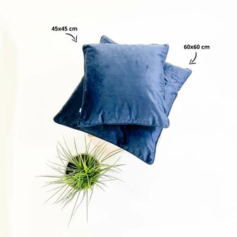 FINN &ndash; Sierkussen 60x60 cm &ndash; Velvet &ndash; Insignia Blue 💙✨