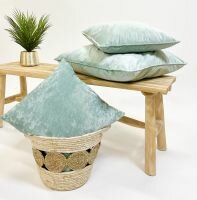 FINN &ndash; Sierkussen 60x60 cm &ndash; Velvet &ndash; Jadeite 🌿✨