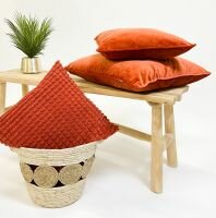 FINN &ndash; Sierkussen 60x60 cm &ndash; Velvet &ndash; Potters Clay 🧡✨