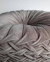 KAJA &ndash; Rond sierkussen &Oslash;40 cm &ndash; Driftwood &ndash; Speelse velvet look 🤎✨