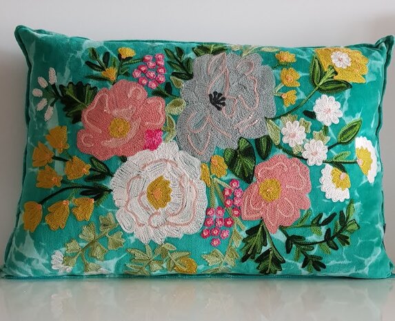 Stonewashed velvet cushion with flowers -Aqua-green 40x60