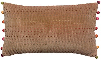 Velvet camel kussen met gekleurde stiksels en pompoms 30x50