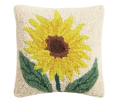 Handgeknoopt kussen met zonnebloem 25x25