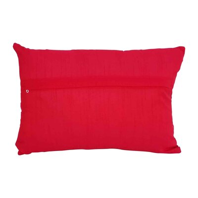 Geborduurd kussen met wilde bloemen -rood 48x30
