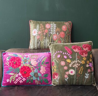 Velvet fuchsia cushion with hand embroidered flowers 35x50