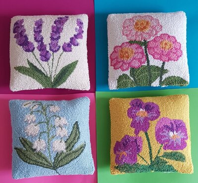 Hook pillow with lavender 25x25
