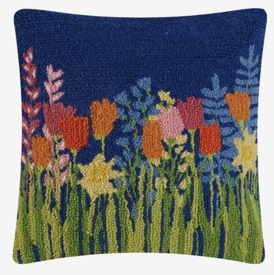 Handgeknoopt sierkussen met tulpen en narcissen-40x40