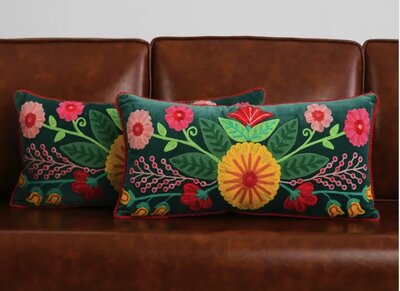 Groen velvet sierkussen met bloemen - 30x60