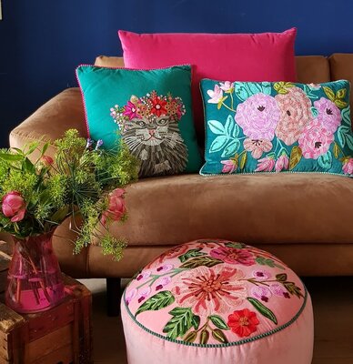 Kat met bloemen - petrol 45x45