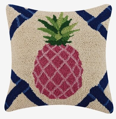 Handgeknoopt  kussen met ananas 40x40