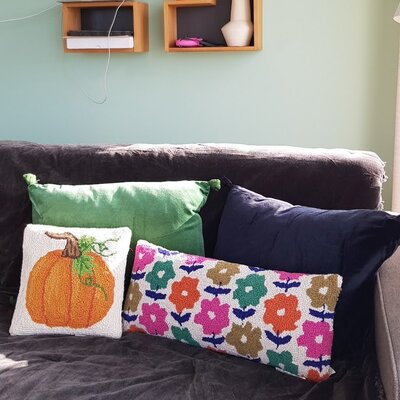 Velvet kussen met kwastjes 35x50 - groen