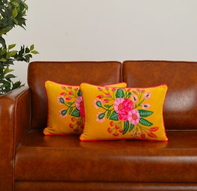 Velvet sierkussen met bloemen - Geel 30x50