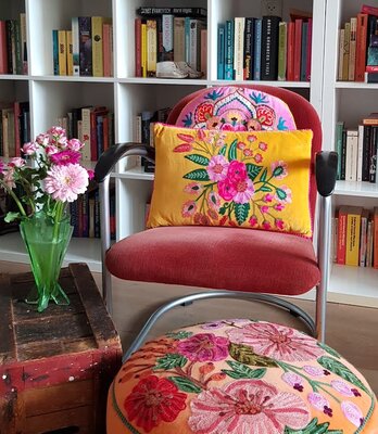 Velvet sierkussen met bloemen - Geel 30x50
