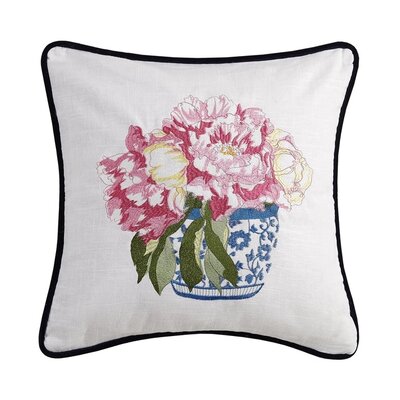 Embroidered cushion Roses in Delft Blue pot 40x40 cm