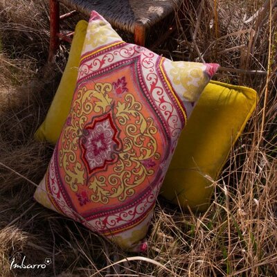 Sierkussen - Rani - Handgeborduurd - Roze - 40x60cm