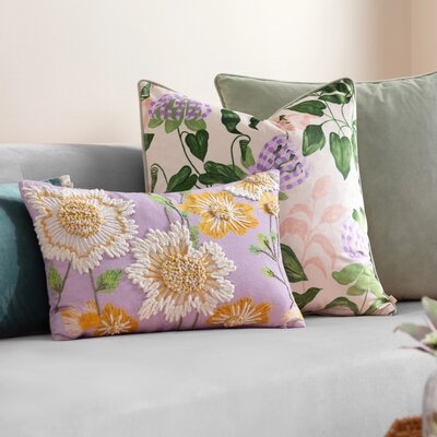 Kussenhoes – Chrysantha Geborduurd – Lila – 30x50 cm 