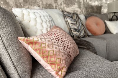 Vita – Sierkussen 30x50 cm – Rose Tan 