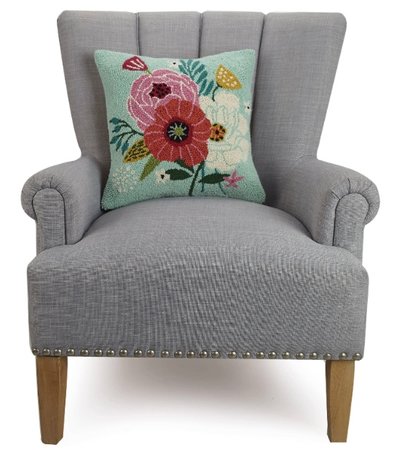 Handgeknoopt lichtblauw kussen met bloemen 40x40