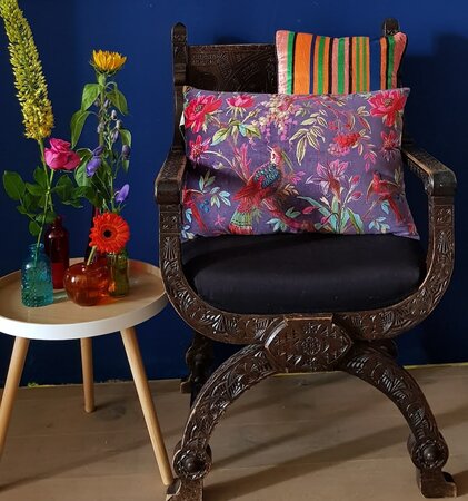 Gestreept velvet kussen 35x50