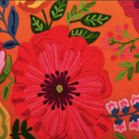 Oranje velvet kussen met bloemen - 40x60