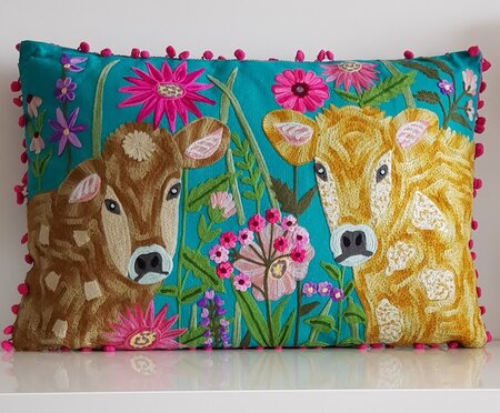 Kussen Koeien met bloemen - turquoise