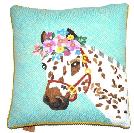 Sierkussen met pony- turquoise 45x45