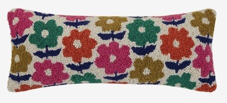 Handgeknoopt retro sierkussen met 'groovy' bloemetjes - 25x50