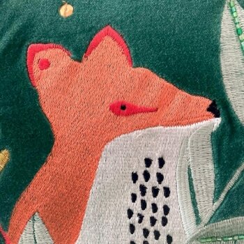 Green velvet cushion with embroidered fox and flowers - 35x50