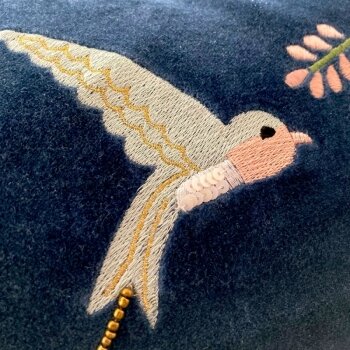 Dark blue velvet cushion with embroidered birds - 35x50