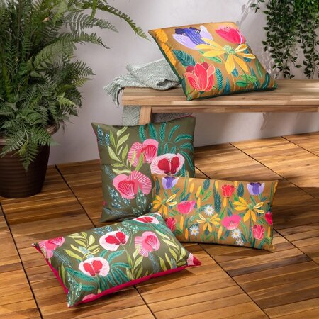 Outdoor cushion – Celandine Meadow – 30x50cm 